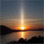 تصویر نجومی روز ناسا: تشکیل ستونی از نور خورشید بر فراز کشور نروژ